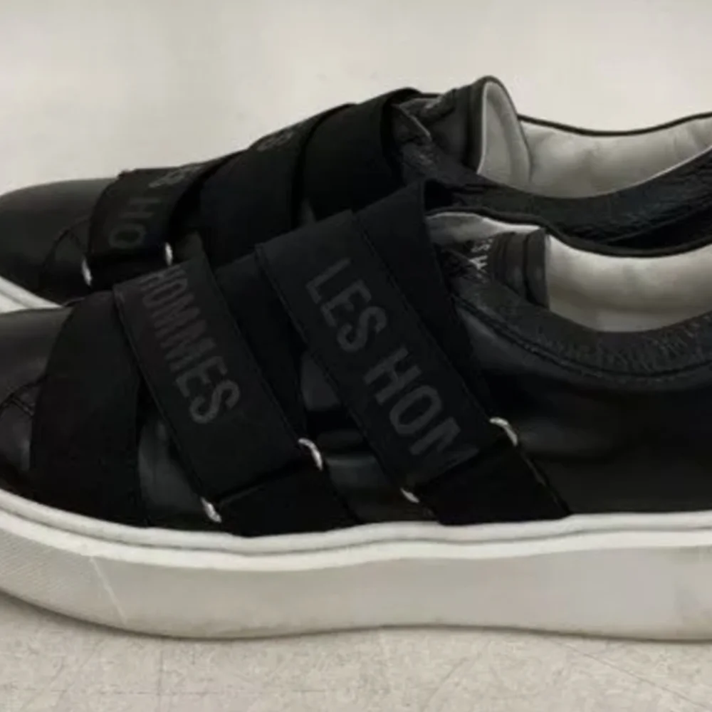 LES HOMMES Low-Top Logo-Strap Men's Sneakers Size 8 Like New MSRP $435